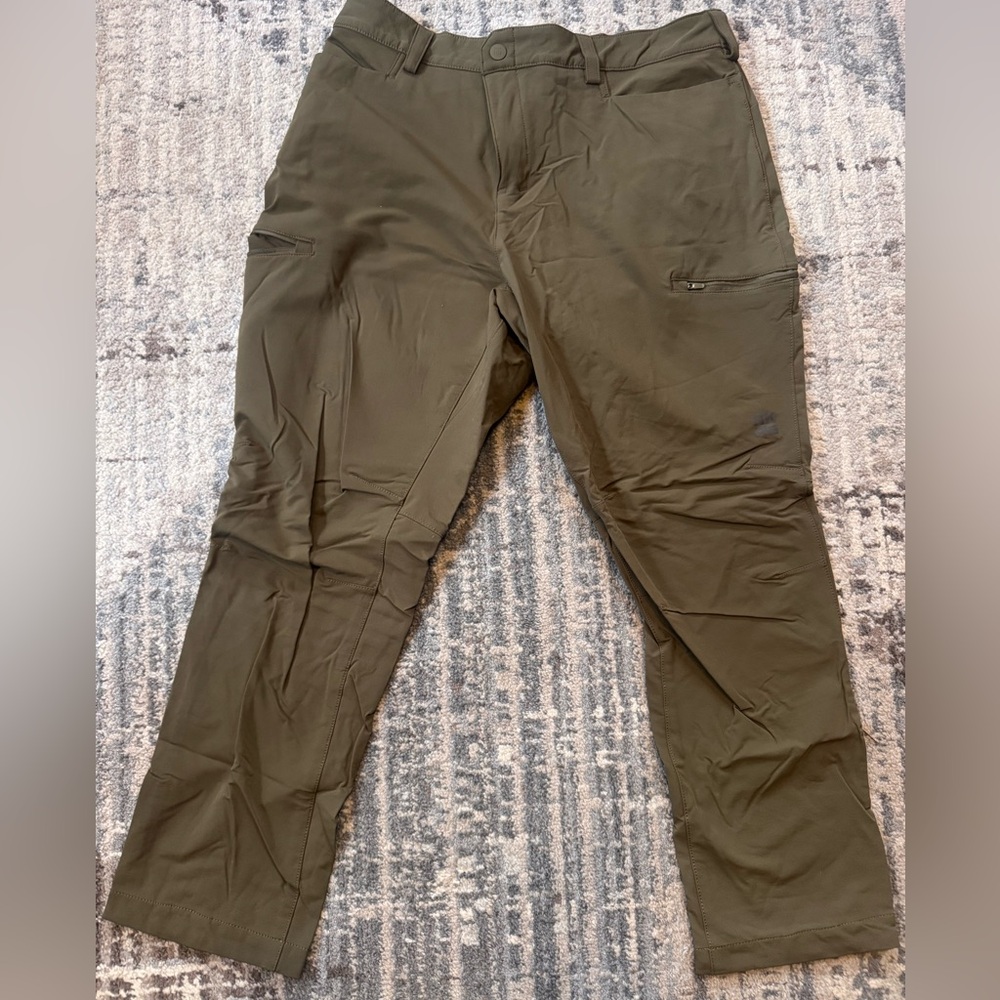 Women’s Duluth Alaskan Hardgear Olive Green Pants